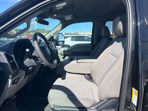 Used 2022 Ford F350 XLT w/ XLT Premium Package AWD/4WD image 18