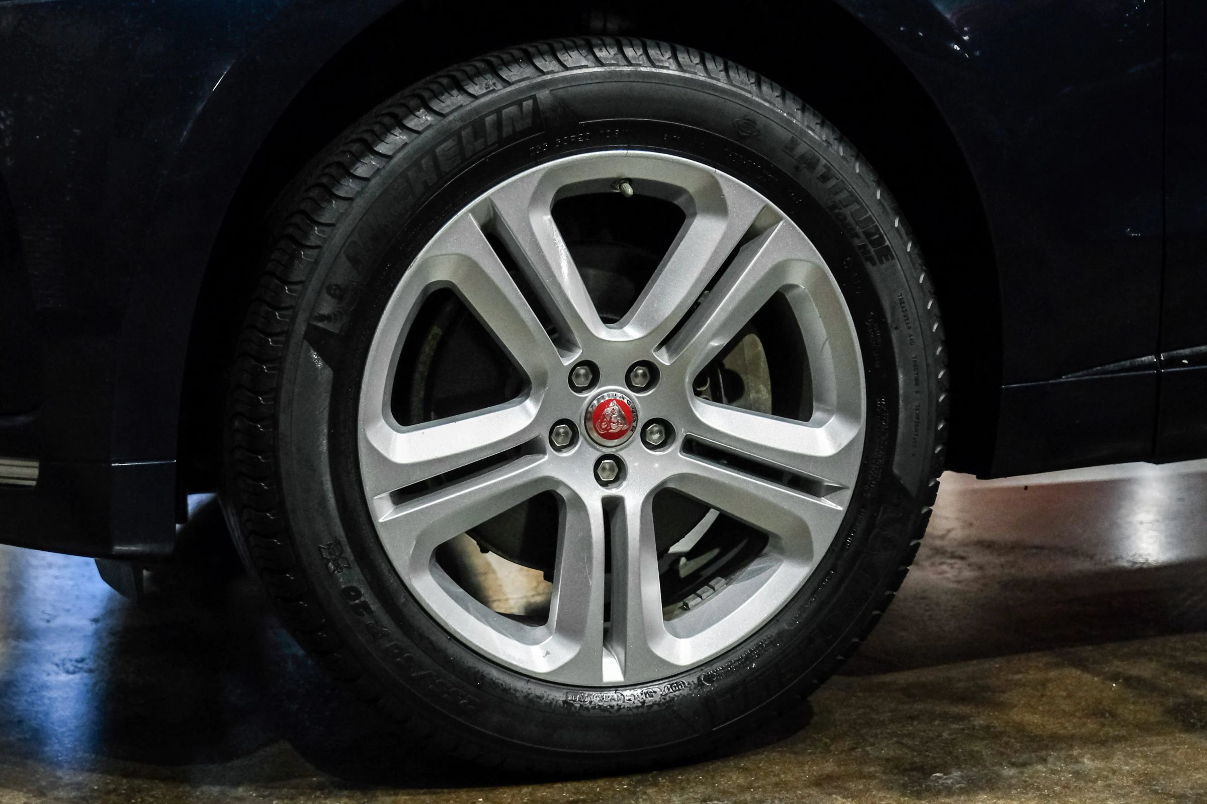 Used 2018 Jaguar F-PACE R-Sport AWD/4WD image 50