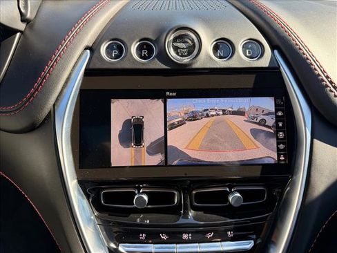 Used 2021 Aston Martin DBX AWD/4WD image 22