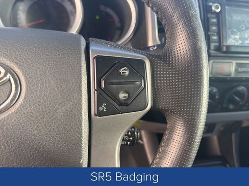 Used 2015 Toyota Tacoma PreRunner image 16