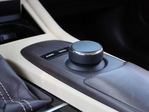 Used 2017 Lexus ES 350 w/ Premium Package FWD image 31