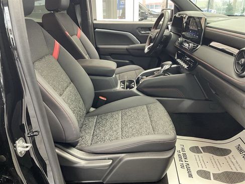 Used 2024 Chevrolet Colorado Z71 w/ Z71 Convenience Package 2 image 13