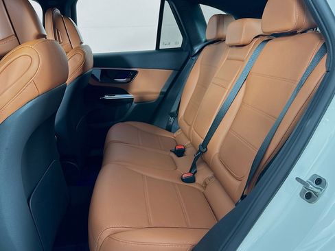 New 2026 Mercedes-Benz GLC 300 image 7