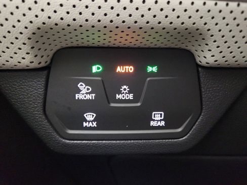 New 2026 Volkswagen Atlas Cross Sport SEL Premium R-Line AWD/4WD image 13