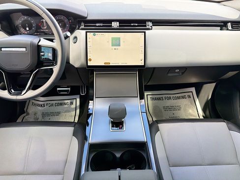 Used 2024 Land Rover Range Rover Velar Dynamic SE image 19