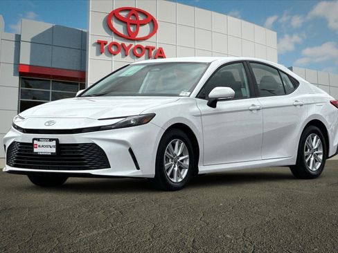 Certified 2025 Toyota Camry LE FWD image 7