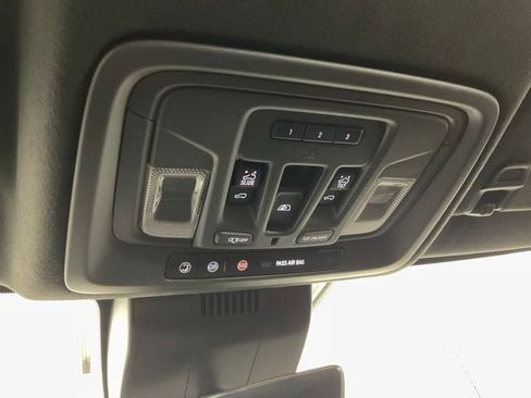 Used 2025 GMC Sierra 2500 Denali Ultimate image 18