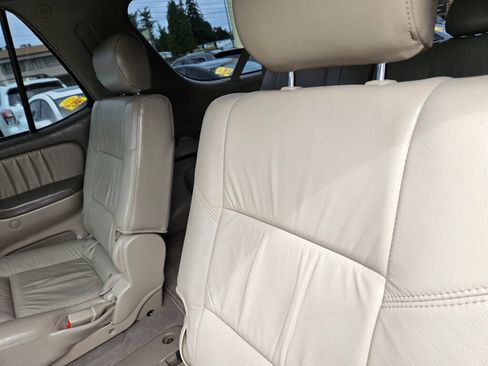 Used 2005 Toyota Sequoia Limited AWD/4WD image 13