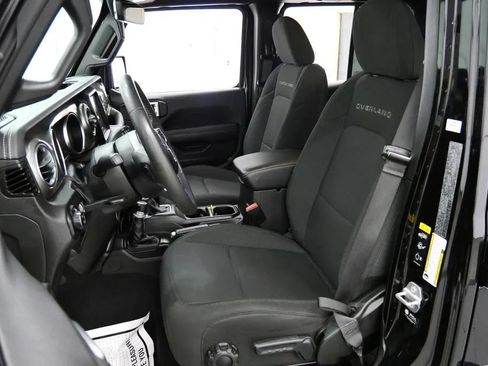 Used 2023 Jeep Gladiator Overland AWD/4WD image 10