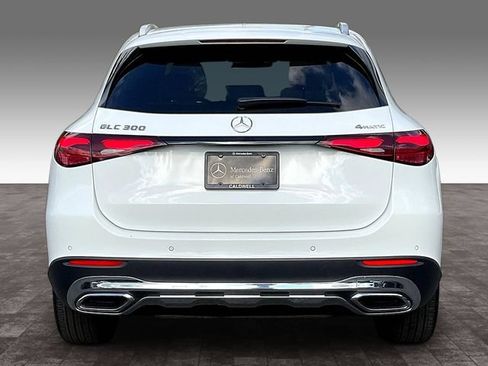 Used 2024 Mercedes-Benz GLC 300 4MATIC image 6