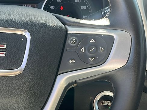 Certified 2022 GMC Terrain SLT w/ Infotainment Package II image 18