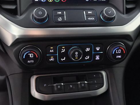 Used 2023 GMC Acadia SLT image 48