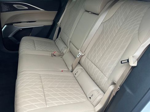 Used 2024 Cadillac Lyriq Luxury w/ Nappa Leather Package image 13