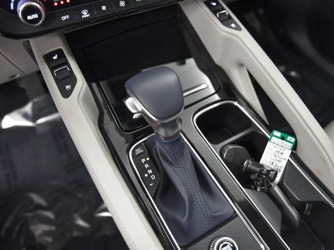 Used 2025 Kia Telluride EX image 25