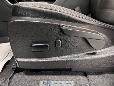 Used 2022 GMC Canyon AT4 w/ Trailering Package image 25