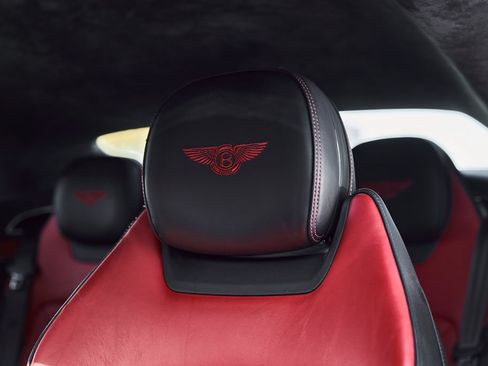 Used 2021 Bentley Continental GT AWD/4WD image 32