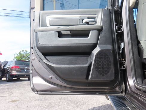 Used 2016 RAM 1500 Big Horn AWD/4WD image 34