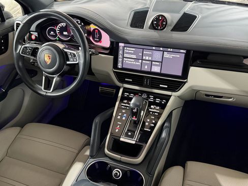 Used 2019 Porsche Cayenne S AWD/4WD image 46