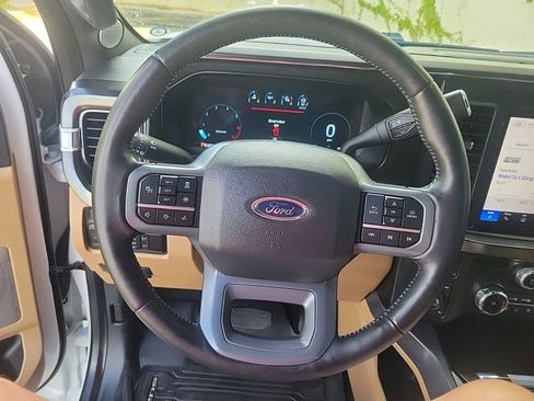 Used 2024 Ford F250 Lariat w/ Lariat Ultimate Package AWD/4WD image 26