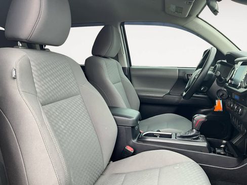 Used 2023 Toyota Tacoma SR image 17