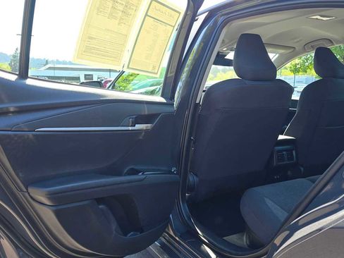 Used 2025 Toyota Camry LE FWD image 15
