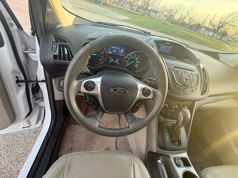 Used 2014 Ford Escape SE FWD image 12
