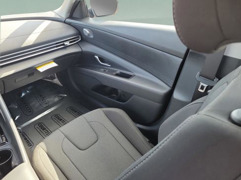 New 2026 Hyundai Elantra SE image 29