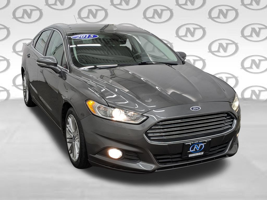 Used 2015 Ford Fusion SE w/ Equipment Group 202A AWD/4WD image 21
