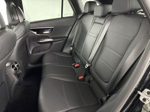 Certified 2026 Mercedes-Benz GLC 300 image 14