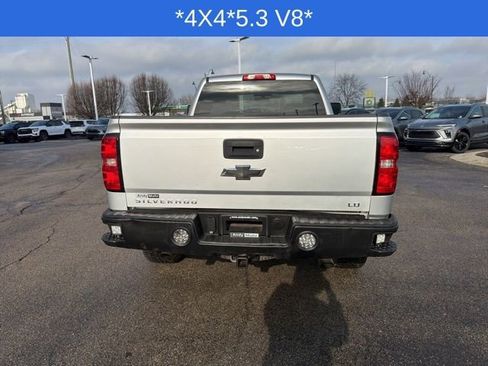 Used 2019 Chevrolet Silverado 1500 Custom w/ Custom Convenience Package image 11