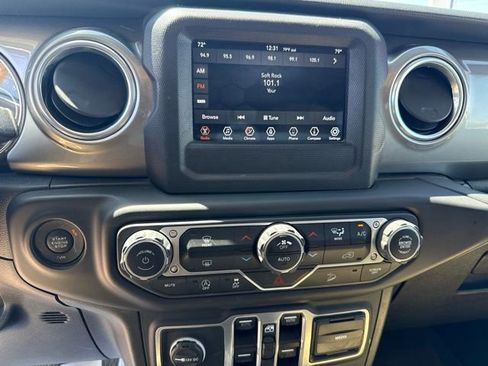 Used 2018 Jeep Wrangler Unlimited Sahara AWD/4WD image 1