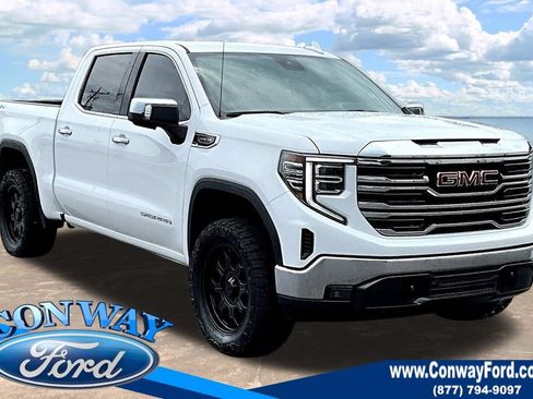 Used 2026 GMC Sierra 1500 SLT AWD/4WD image 1