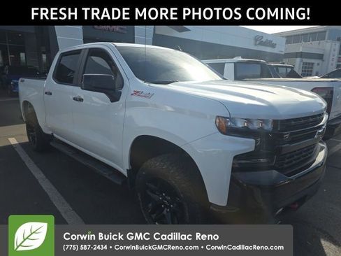 Used 2021 Chevrolet Silverado 1500 LT Trail Boss image 2