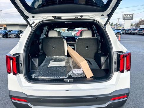 New 2026 Kia Sorento SX Prestige AWD/4WD image 9