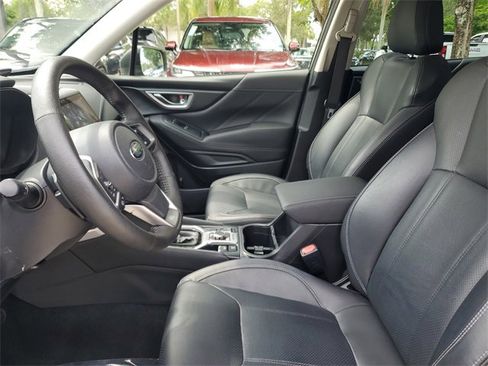 Used 2021 Subaru Forester Limited image 21