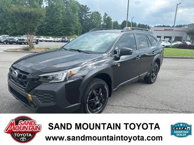 Used 2025 Subaru Outback Wilderness AWD/4WD image 6