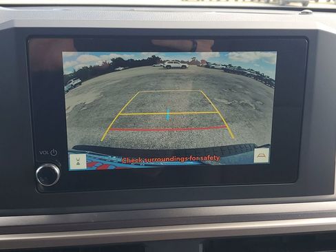 Certified 2025 Toyota 4Runner SR5 image 29