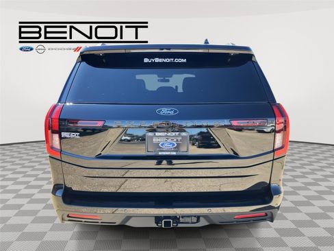 New 2026 Ford Expedition Tremor image 6