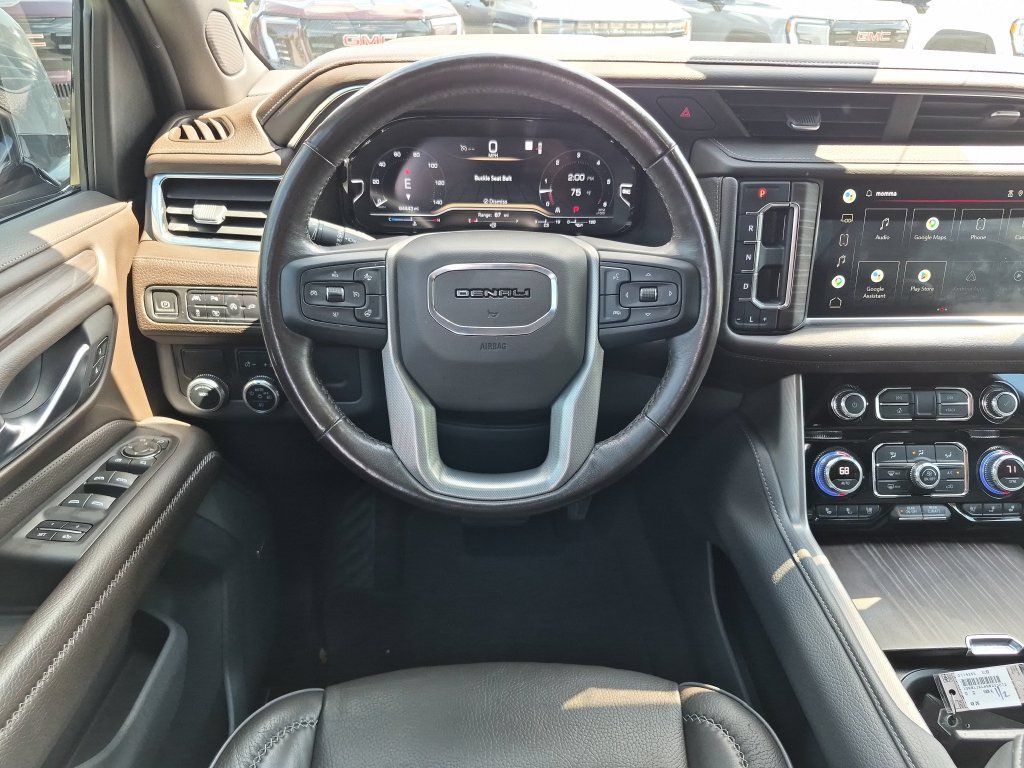 Used 2022 GMC Yukon XL Denali RWD image 33