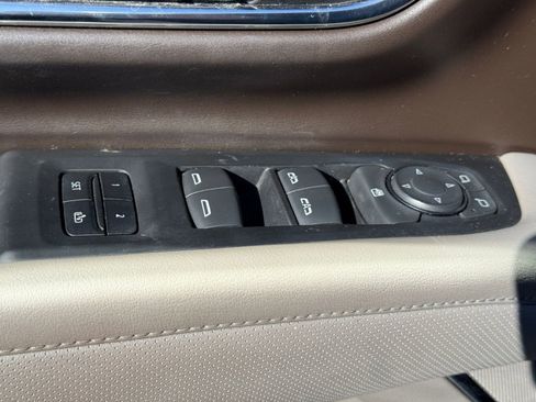 Used 2022 GMC Yukon SLT image 23