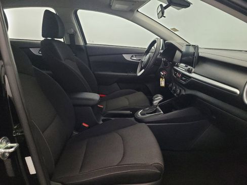 Used 2023 Kia Forte LXS FWD image 21