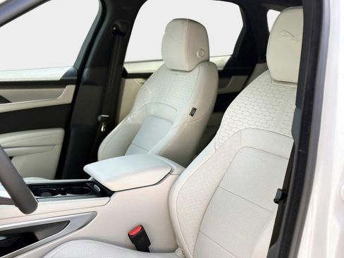 New 2026 Jaguar F-PACE R-Dynamic S AWD/4WD image 15