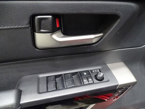 Used 2025 Toyota Tundra Limited image 16