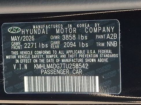 New 2026 Hyundai Elantra SEL Sport FWD image 12