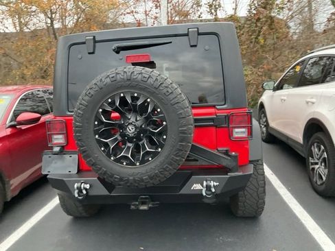 Used 2017 Jeep Wrangler Unlimited Sport image 7