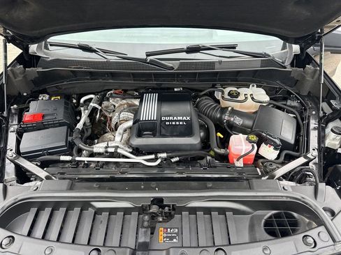 Used 2024 Chevrolet Silverado 1500 High Country w/ Technology Package image 35