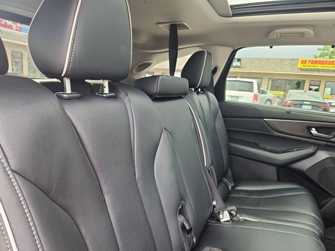 Used 2023 Acura MDX SH-AWD w/ Advance Package image 31