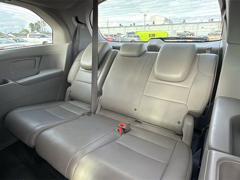 Used 2011 Honda Odyssey EX-L image 17