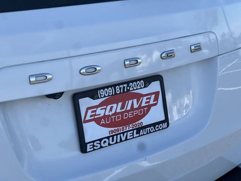 Used 2019 Dodge Grand Caravan SXT FWD image 32
