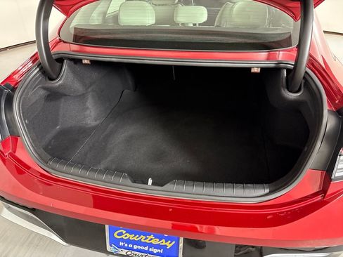 Used 2025 Hyundai Sonata SEL FWD image 21